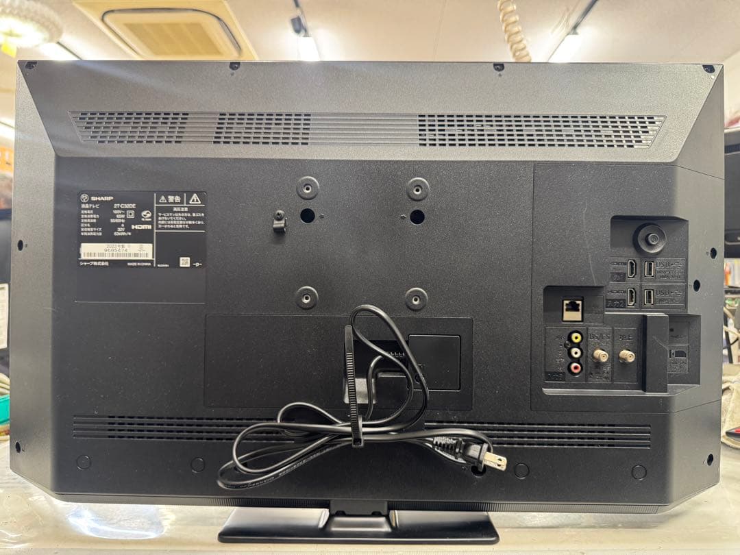 F071 SHARP 32型　液晶テレビ　2023年　2T-C32DE