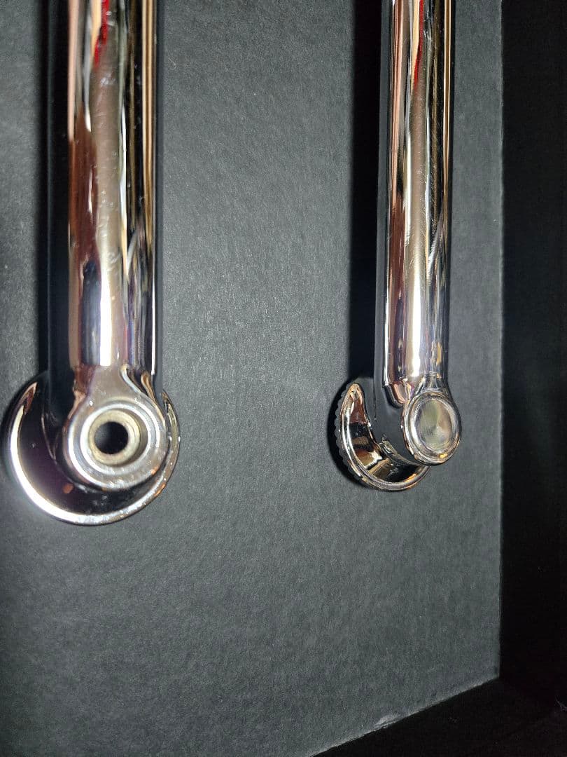 アレックスモールトン　ウィッシュボーン　中古