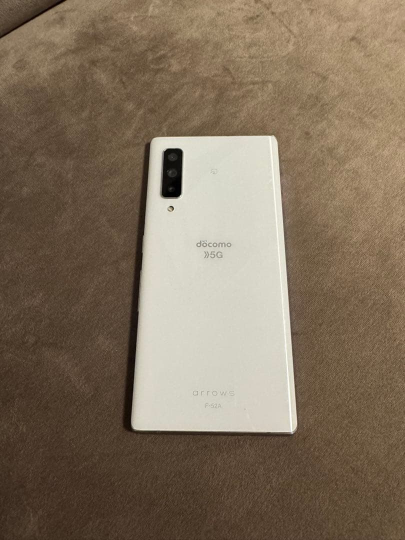 F*y様 arrows ドコモ F-52A / OSバージョン12
