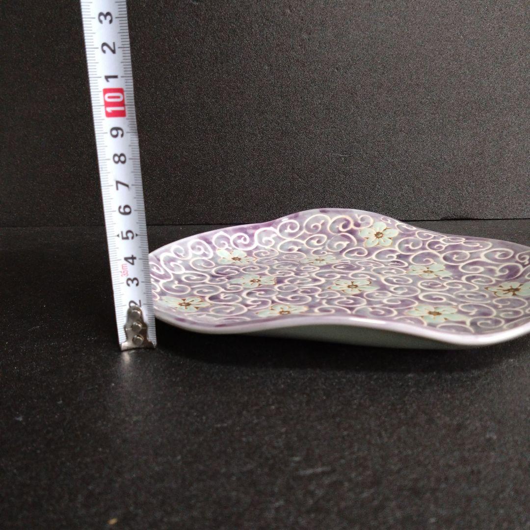 新品 波佐見焼 龍庵窯 捻りスクエアプレート2枚　お祝い　レストラン