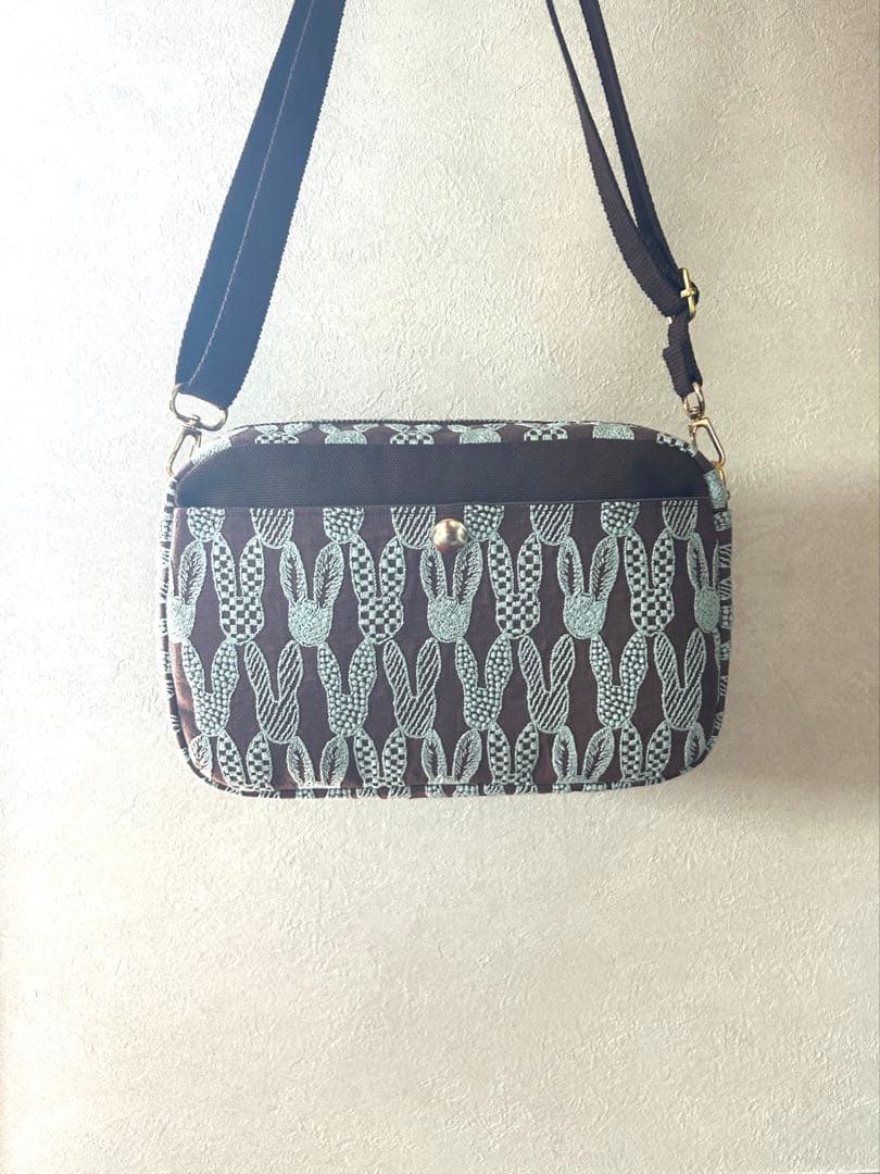 ミナペルホネン ポンピア ショルダーバック