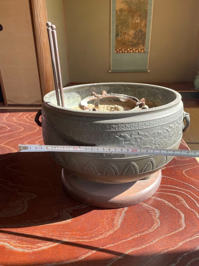 美品　骨董品　100年前　鉄製 火鉢 2個セット　直径30センチ