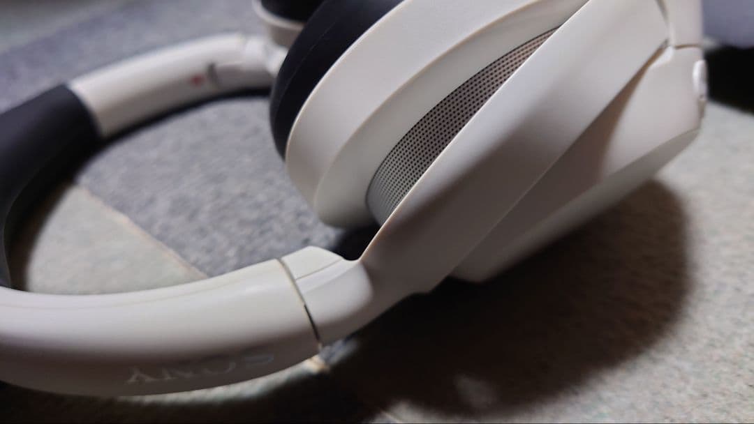 シリコンカバー付き ULT WEAR ヘッドホン wh-ult900n