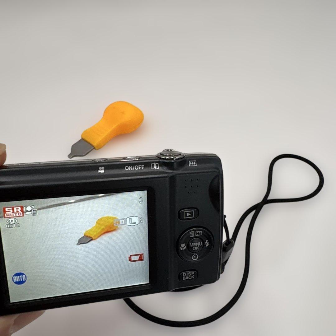 美品　FUJIFILM FinePix T500 デジカメ1600万画素 12倍