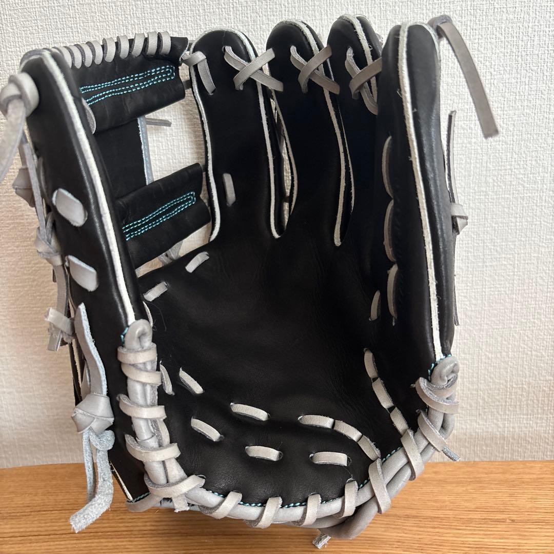 キ*ー様 アトムズ　ATOMS　軟式用グラブ　内野手　グローブ　定価38,500