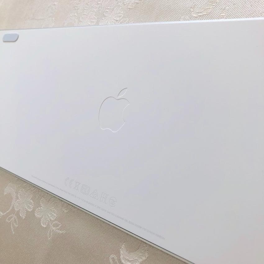 ほぼ新品｜Touch ID｜Magic Keyboard｜JIS｜テンキー｜純正