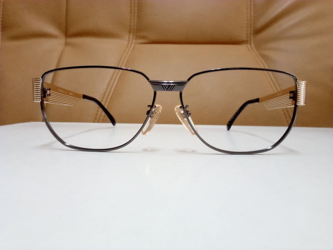 ビンテージ　サンローラン眼鏡フレーム（グレー）58サイズ