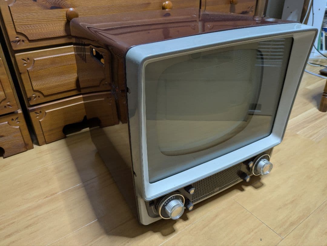 【最終値下げ】昭和レトロ　ナショナル真空管白黒テレビ