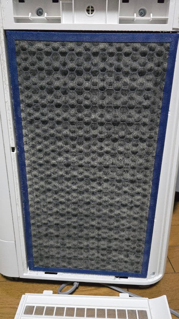 SHARP 空気清浄機 KC-R50-W