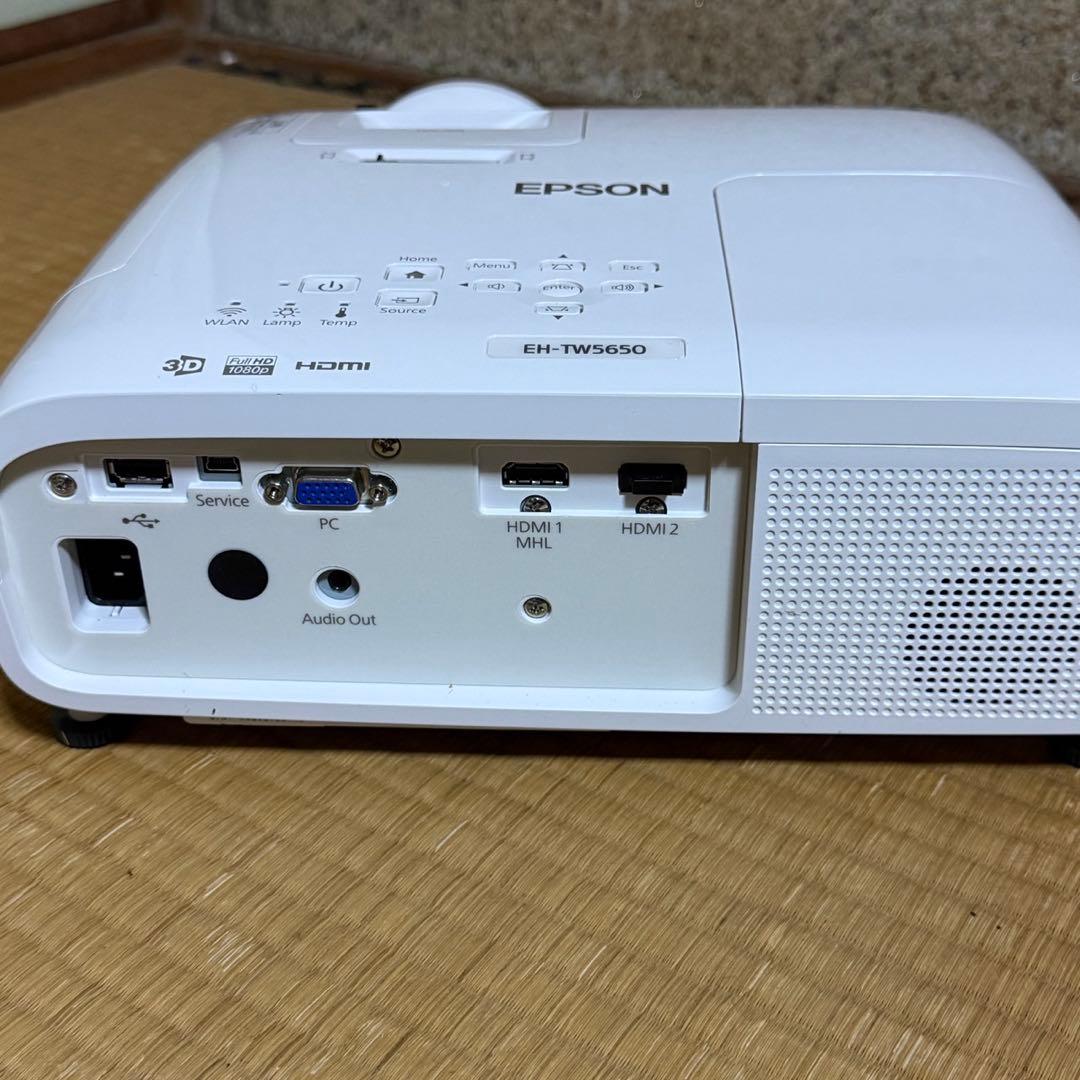 美品　Epson EH-TW5650 プロジェクター本体【ランプ点灯時間93H】