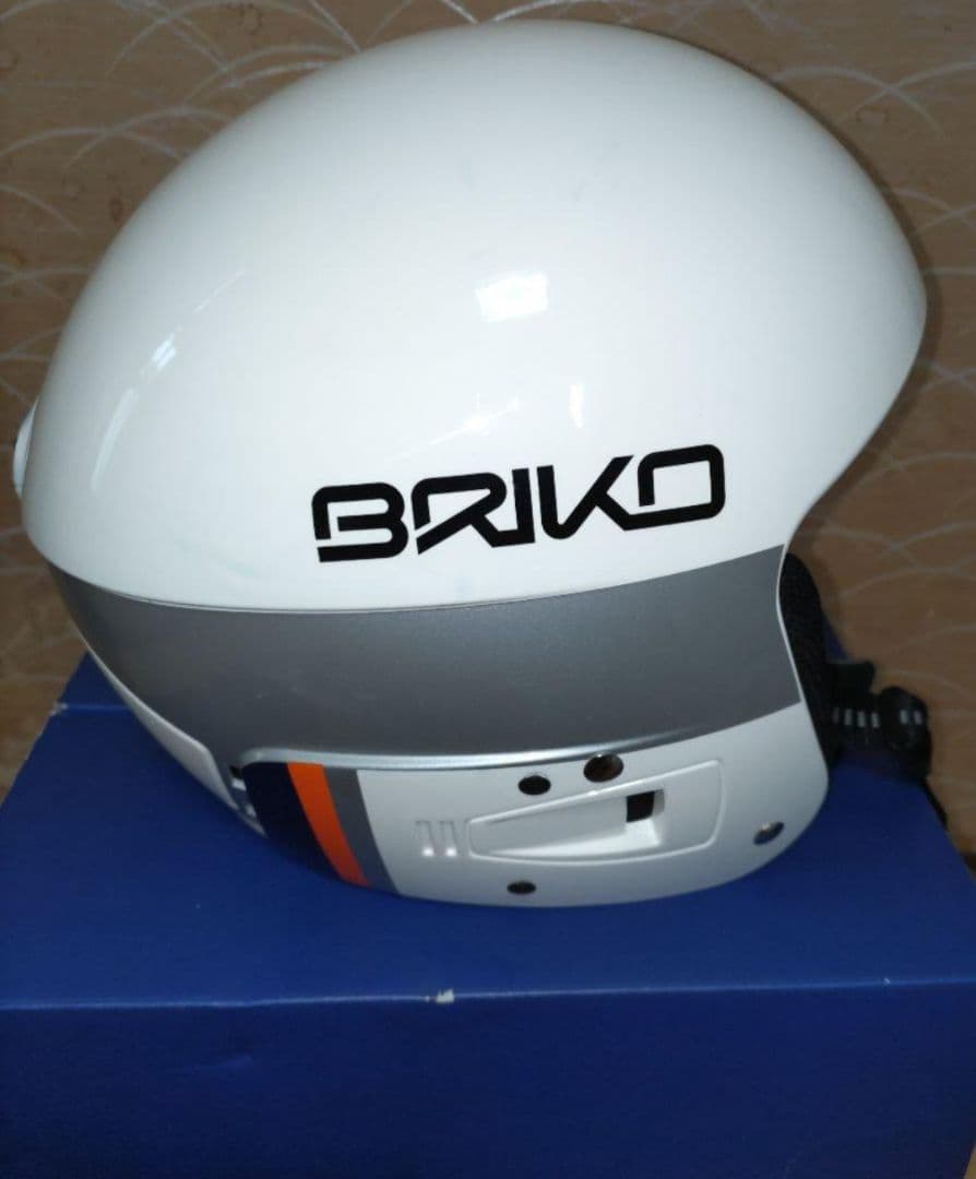 未使用保管品 BRIKO ブリコ VULCANO FIS 対応ヘルメット