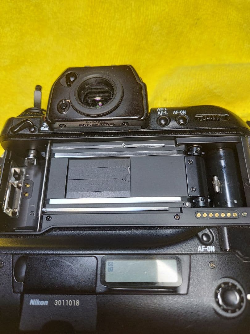 Nikon F5 一眼レフフィルムカメラ　元箱付 美品