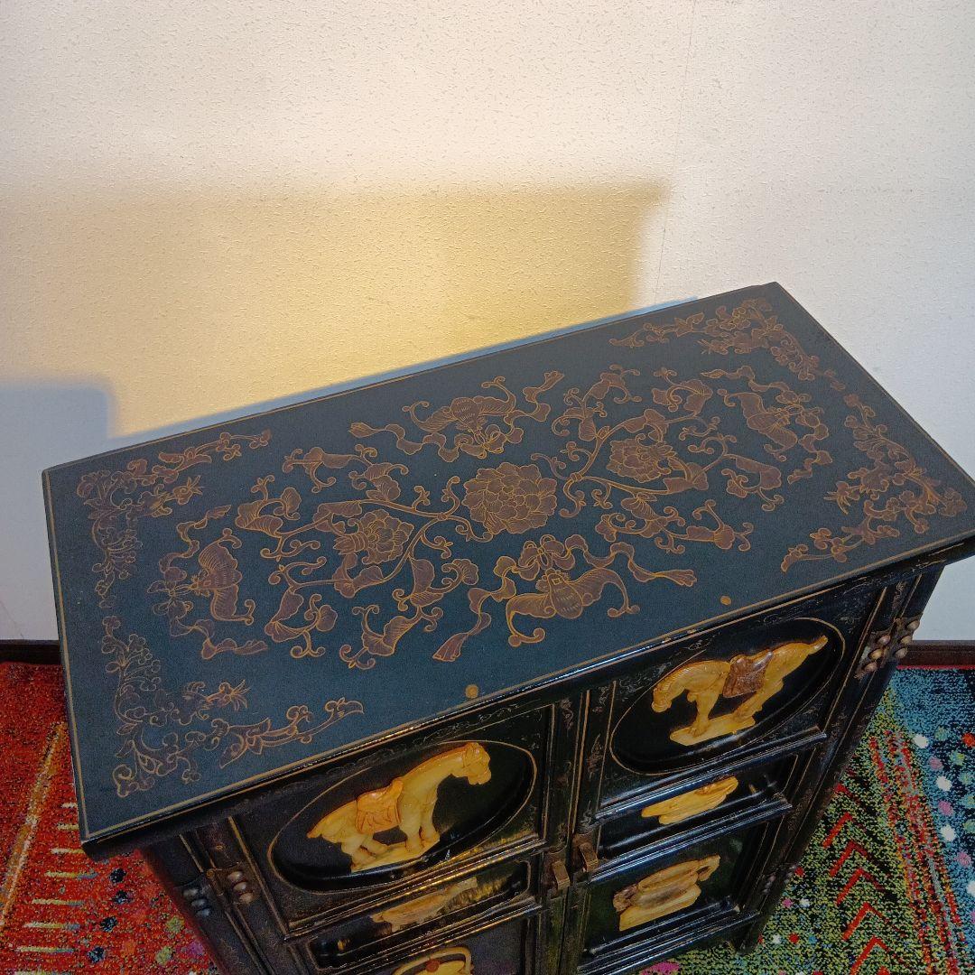 時代物　中国家具　玉入漆金彩キャビネット　アジアン家具