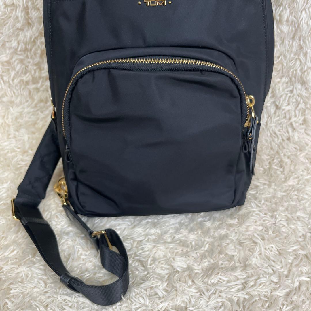 美品✨TUMI トゥミ　ナイロン　クロス　ボディバッグ　ゴールド金具