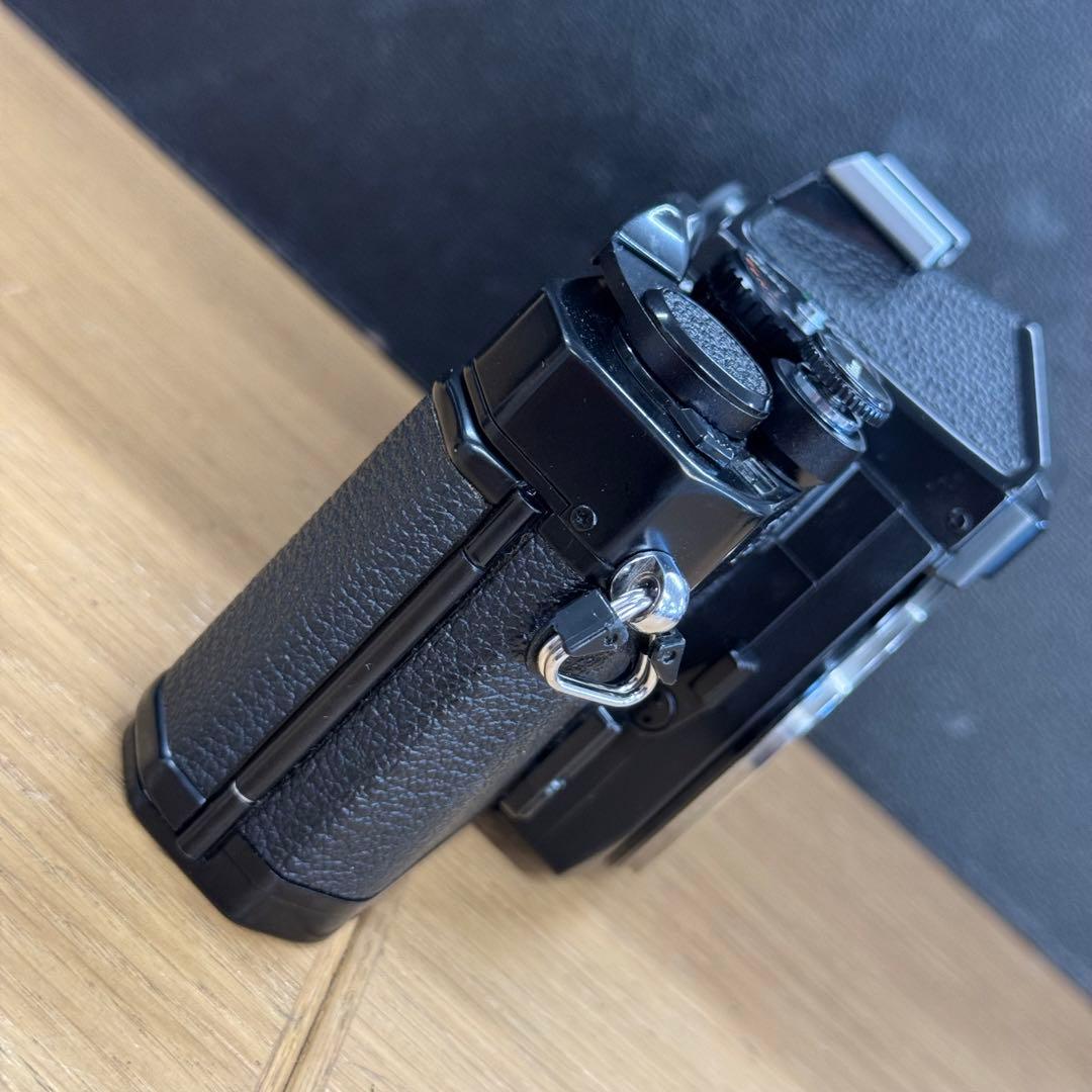 美品 Nikon FE2 ブラックボディ フィルムカメラ 一眼レフ