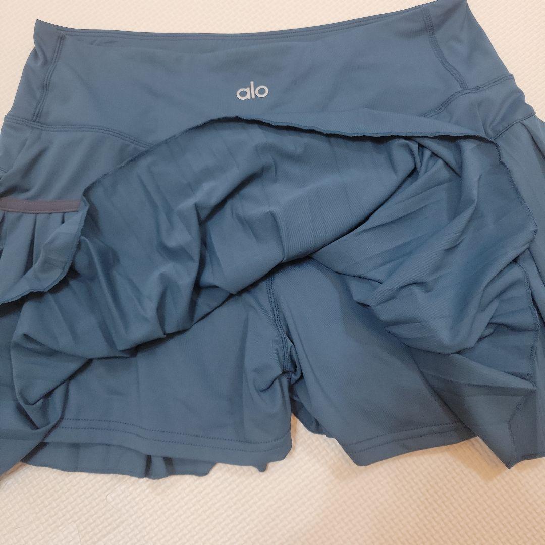 alo ヨガスカート ダークブルー フリルデザイン
