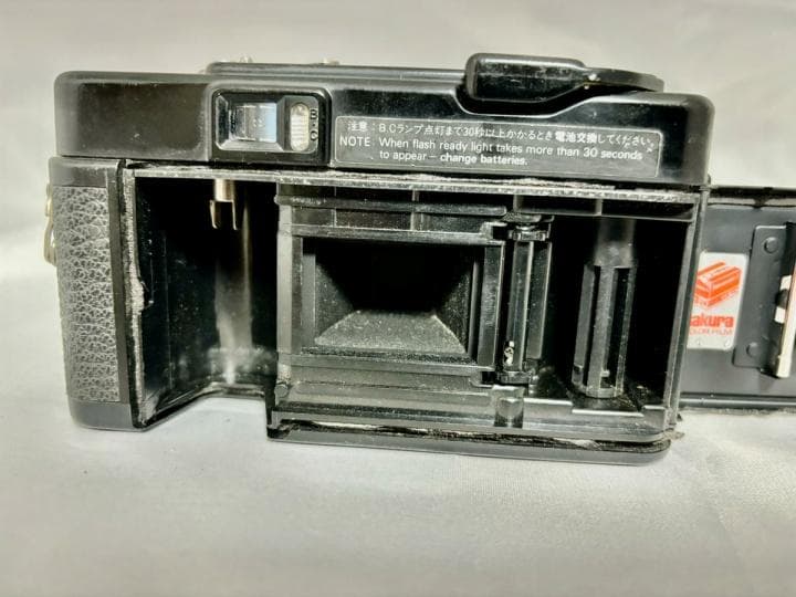 【完動品】コニカ Konica C35 AF2 フィルムカメラ 動作確認済み