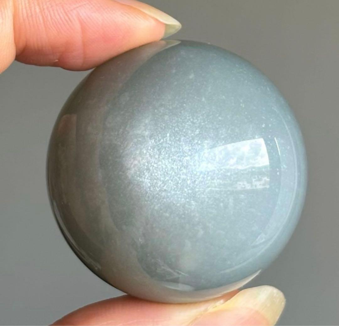 強シラー　高品質　グリーンムーンストーン　ガーニエライト　スフィア