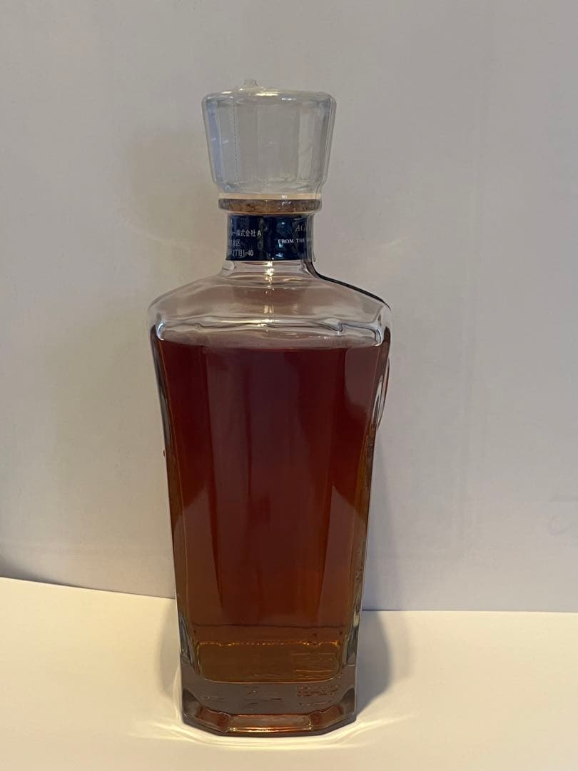 サントリー ウイスキー CREST aged12years