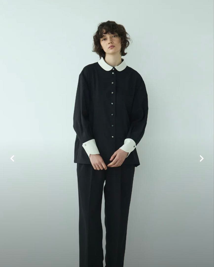 foufou ラウンドバイカラートロブラウス