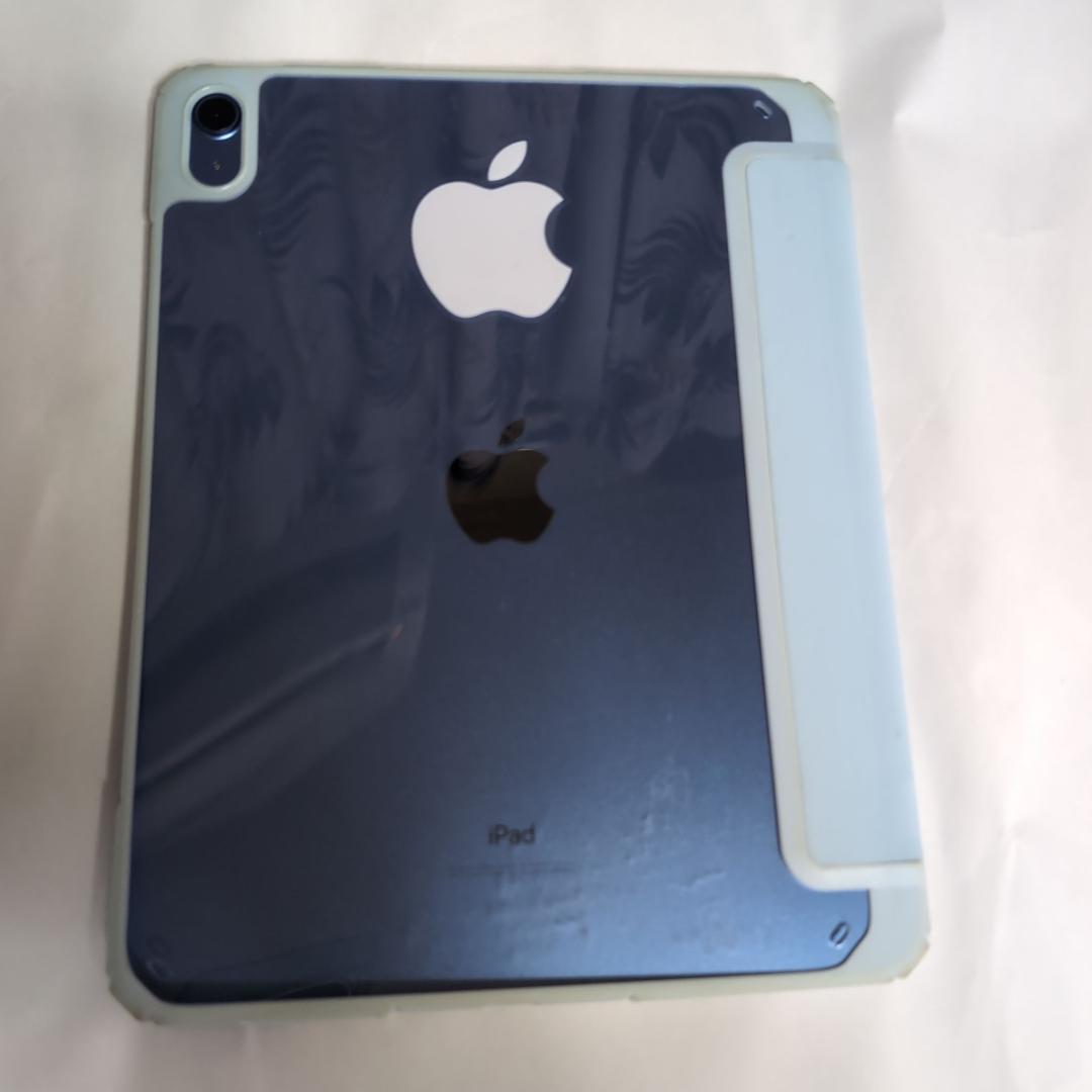 Apple iPad 第10世代 WiFiモデル 64GB　ブルー