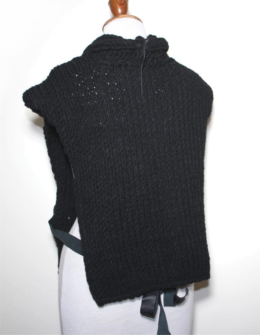 k*p様 masnada マスナダ ニット ベスト 黒 ブラック 毛混 イタリア