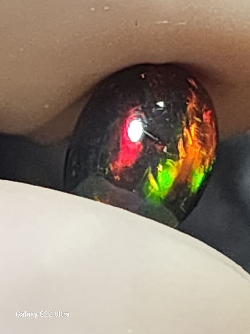 エチオピア産ブラックオパール3点