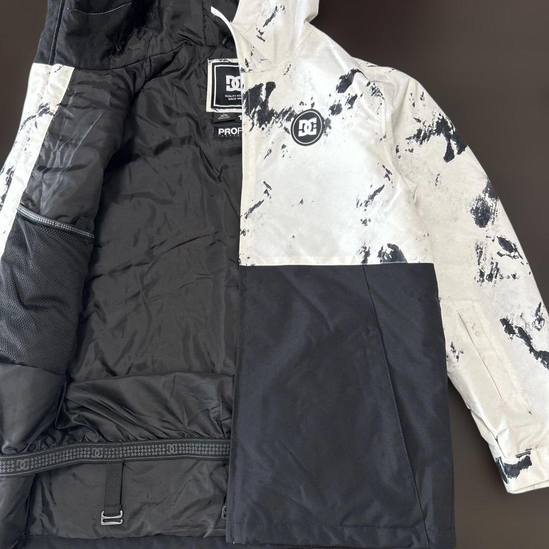 【美品】 DC スノーボード ウェア 上下￼セット キッズ 子ども ジュニア￼