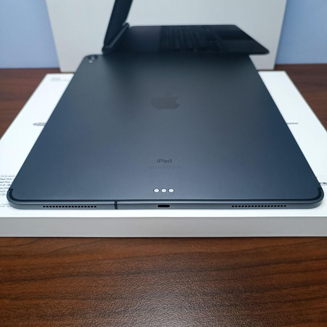美品 iPad Pro 12.9 第3世代 WiFi Simフリー256GB