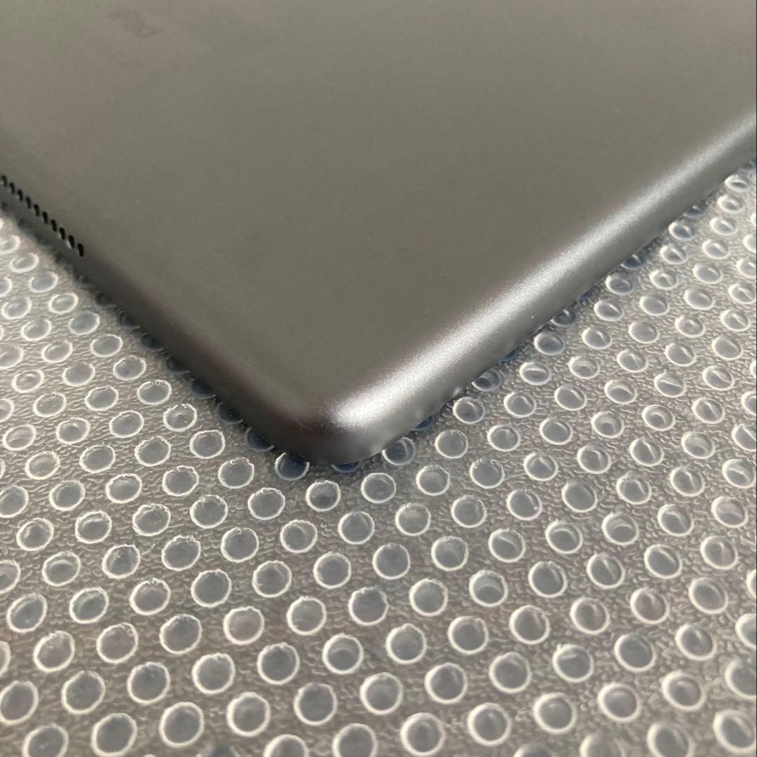 2825【早い者勝ち】iPad7 第7世代 32GB WIFIモデル☆