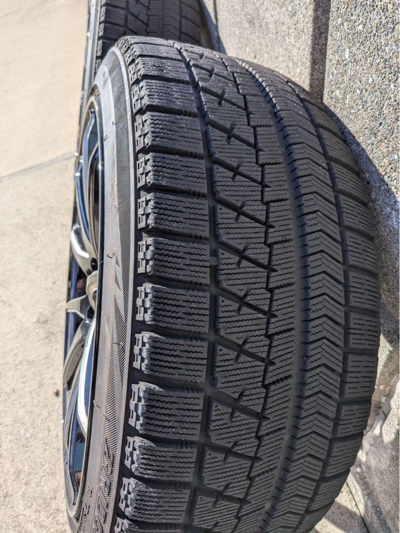 横浜市　225/40R18 スタッドレス　タイヤホイールセット　レクサスISなど