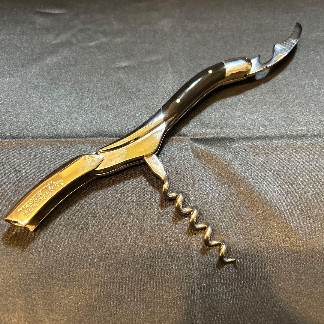 ラギオール アン オブラック ソムリエナイフ　レザーケース付き