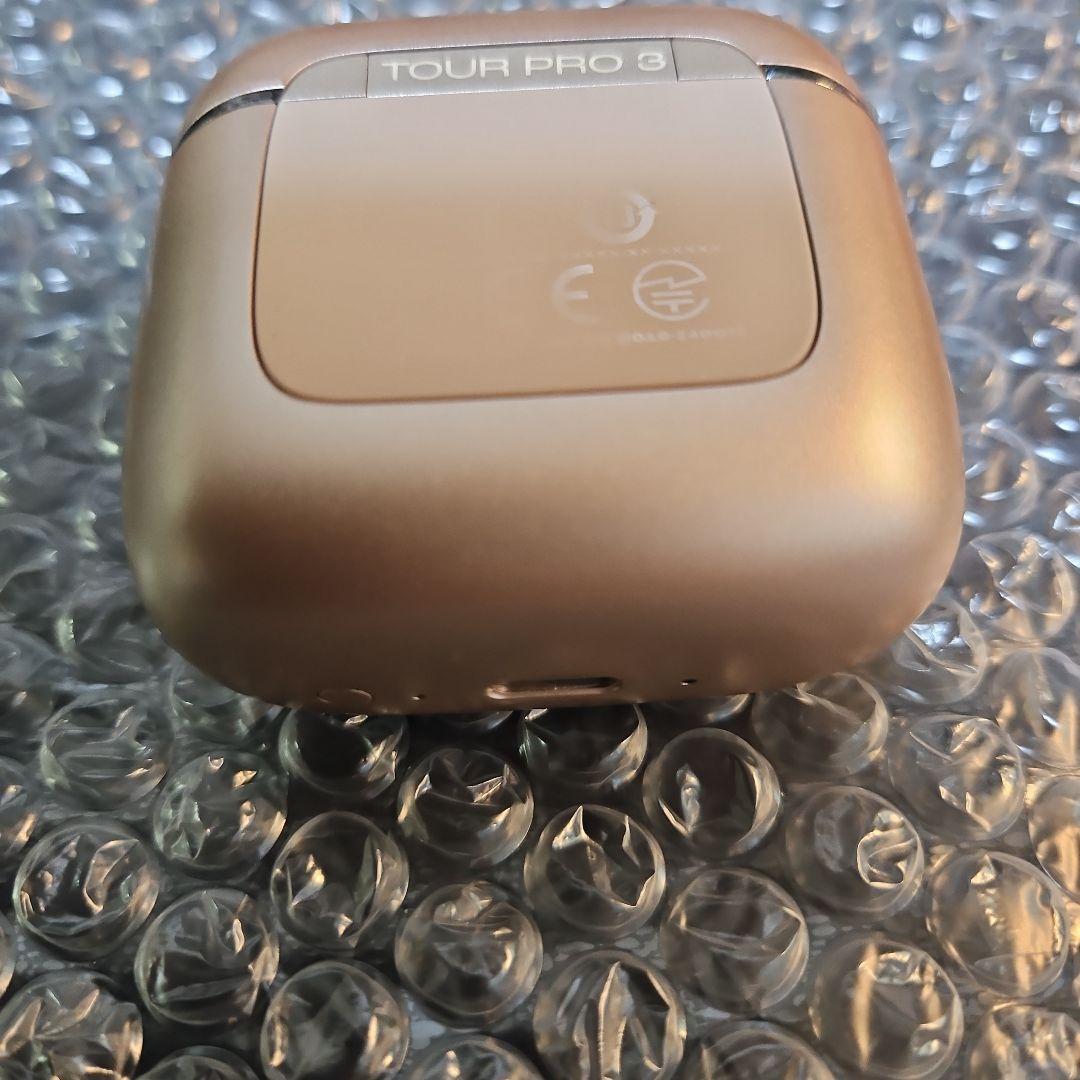 中古/充電ケースのみ/JBL TOUR PRO 3/ラテ/⑤
