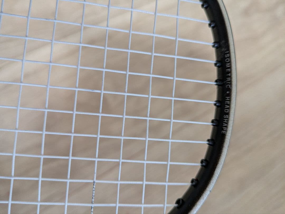 YONEX　MUSCLEPOWER80　ヒビあり　バドミントンラケット