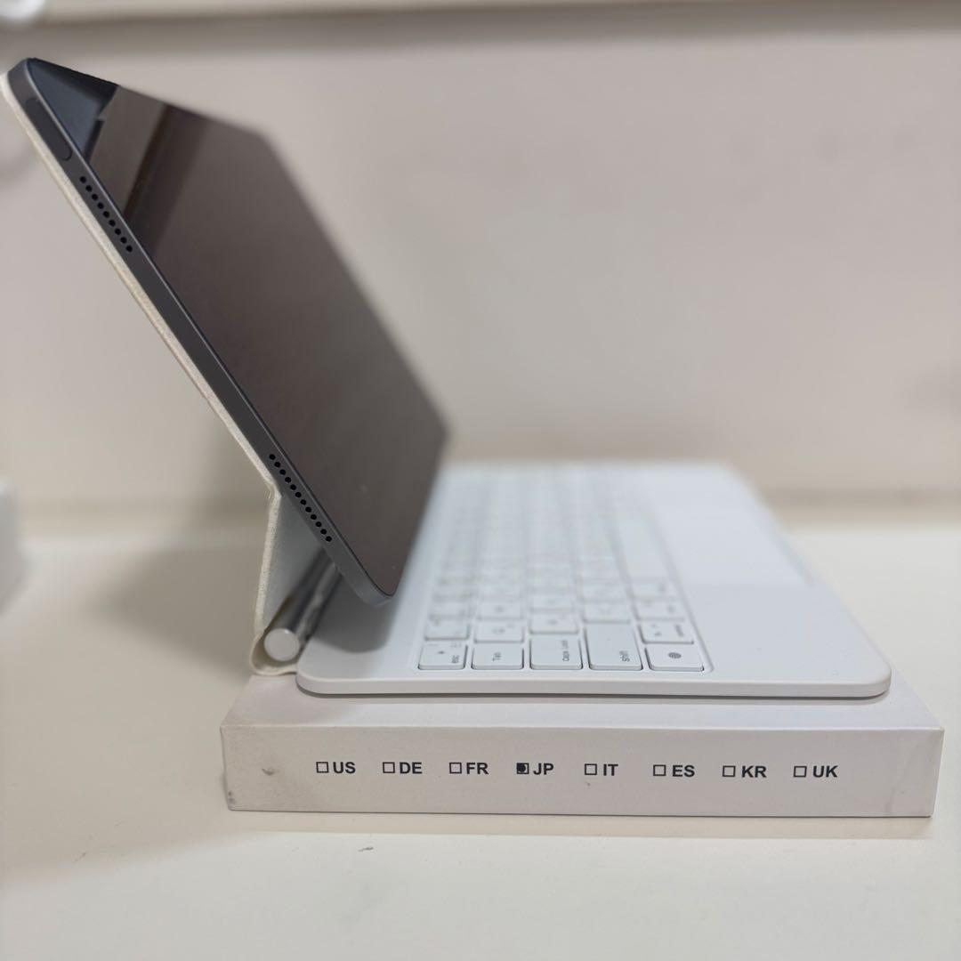 【美品】iPad Air M3 Wi-Fi 11インチ128GB &キーボード