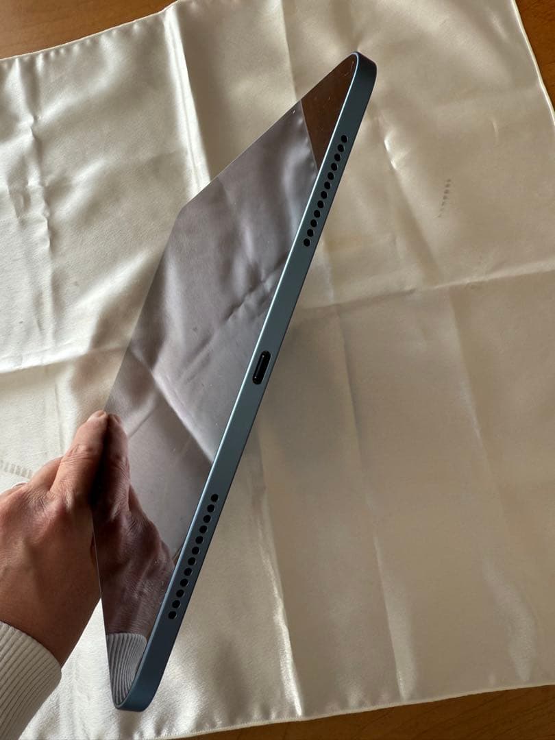 iPad Air (第5世代) 256GB ブルー バッテリー容量100%！