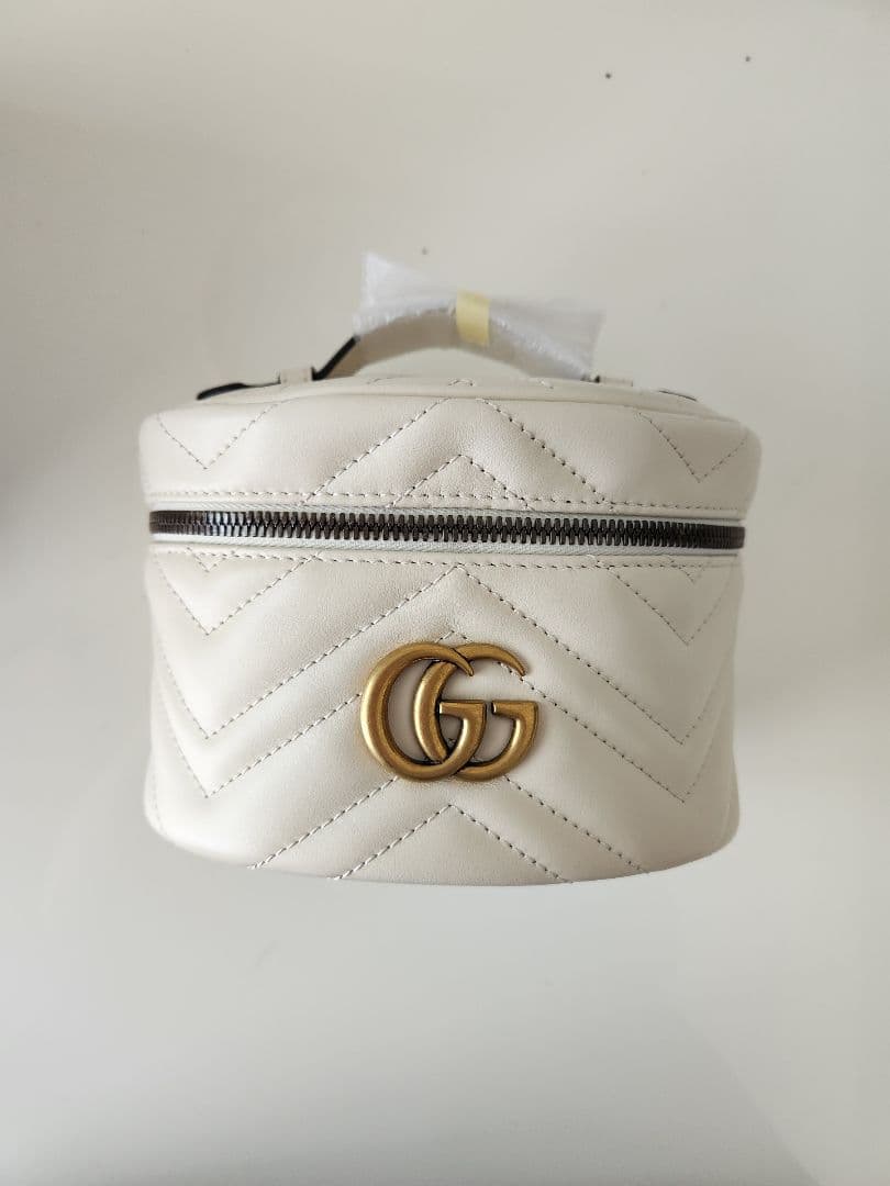 新品　未使用【GUCCI】GGマーモント バニティ ポーチ