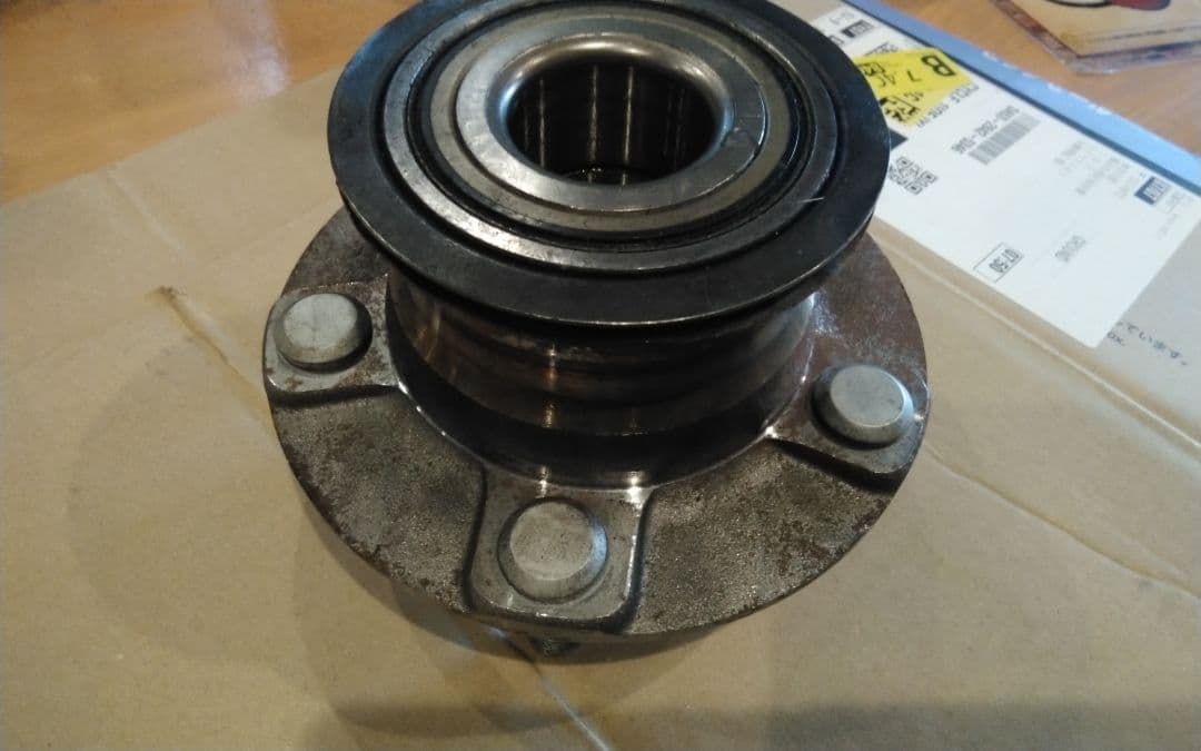 シルビア　D-MAX ハブベアリング 5ボルト 　片側