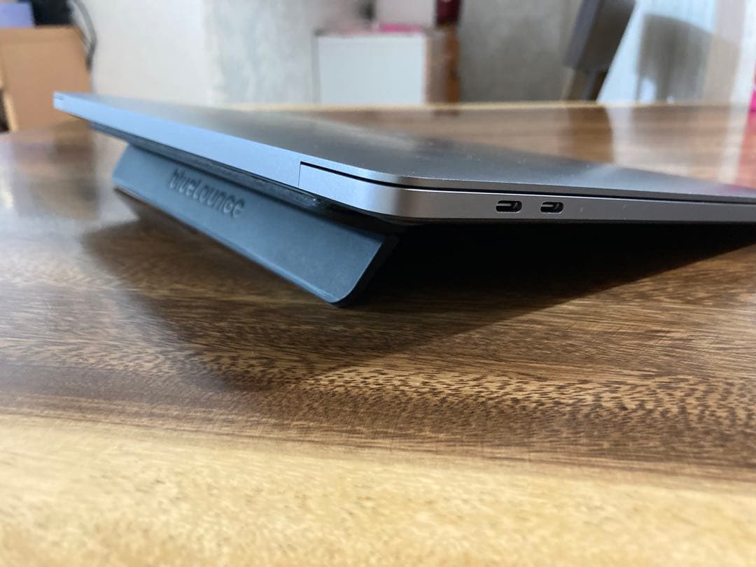 【美品】MacBook Pro (2020)