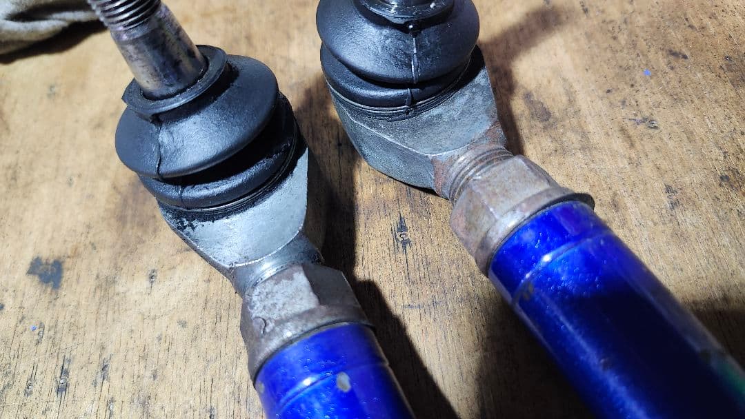 値下中！　Megan Racing サスペンションロッド　トーコントロールアーム