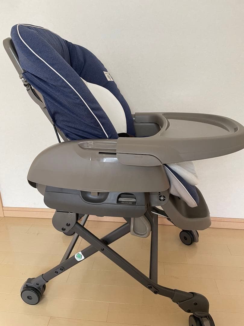 コンビ　ネムリラsimplightヘザーネイビー　ハイローチェア