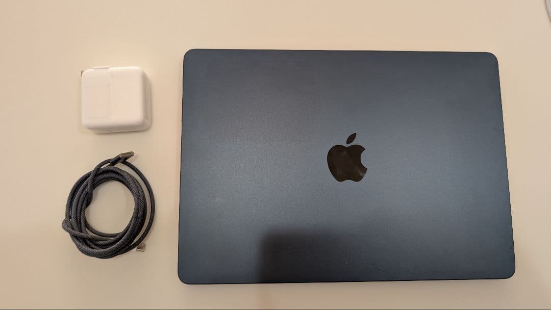 【50%オフ】MacBook Air M2 16GB 256GB 13インチ