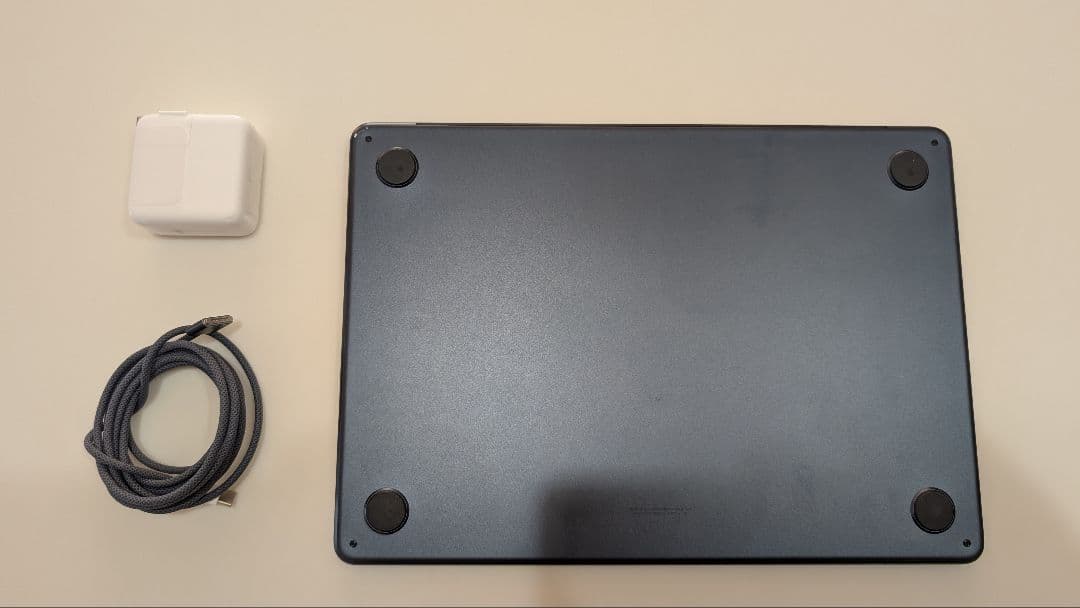 【50%オフ】MacBook Air M2 16GB 256GB 13インチ