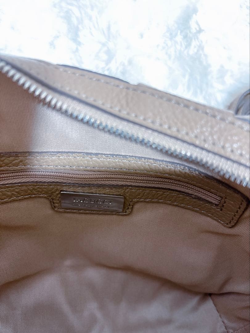 イアクッチ　ベルタ S CERVO 美品