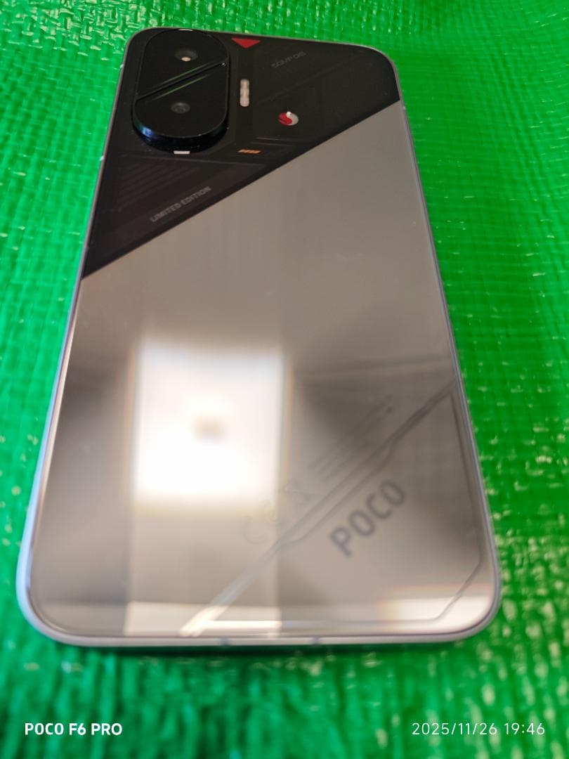 く*ま様 【新品同様】POCO F7 本体 12GB 256GB シルバーおまけ