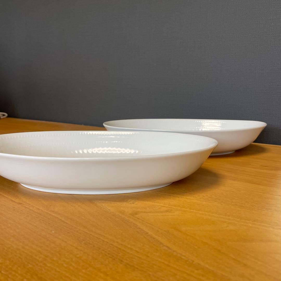 ロイヤルコペンハーゲン　ホワイトパルメッテオーバルディッシュプレート2枚27㎝