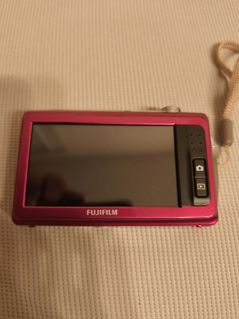 富士フィルム　FINEPIX Z90