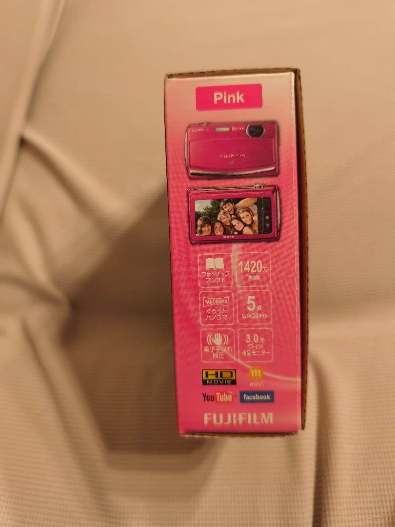 富士フィルム　FINEPIX Z90