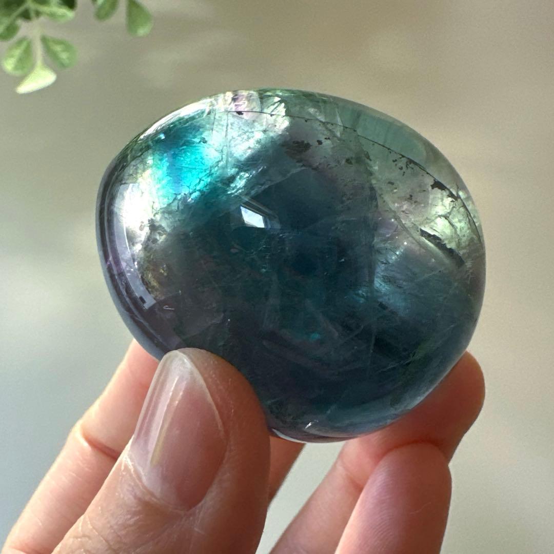 ブルーフローライト　エッグ　122.9g フローライト　青　透明感　マリンブルー