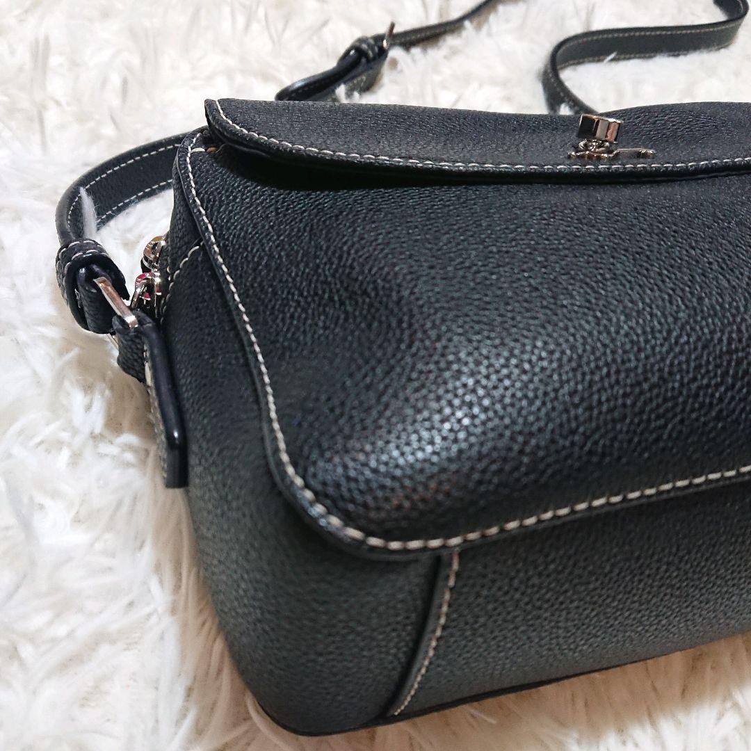 美品　アニエスべー　ショルダーバッグ ターンロック　レザー　黒　ステッチ